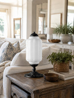 Bild in Gallery-Viewer laden, Eloise Scallop Glasschirm Vintage-inspirierte Tischlampe für Schlafzimmer und Wohnzimmer Akzentbeleuchtung