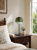 Charger l'image dans la visionneuse de galerie, Lampe de table champignon en verre moderne du milieu du siècle Clinco – Lampe de table en verre à double couche pour tables de chevet et buffets