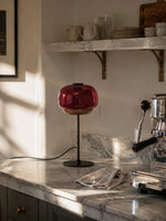Charger l'image dans la visionneuse de galerie, Lampe de table champignon en verre moderne du milieu du siècle Clinco – Lampe de table en verre à double couche pour tables de chevet et buffets