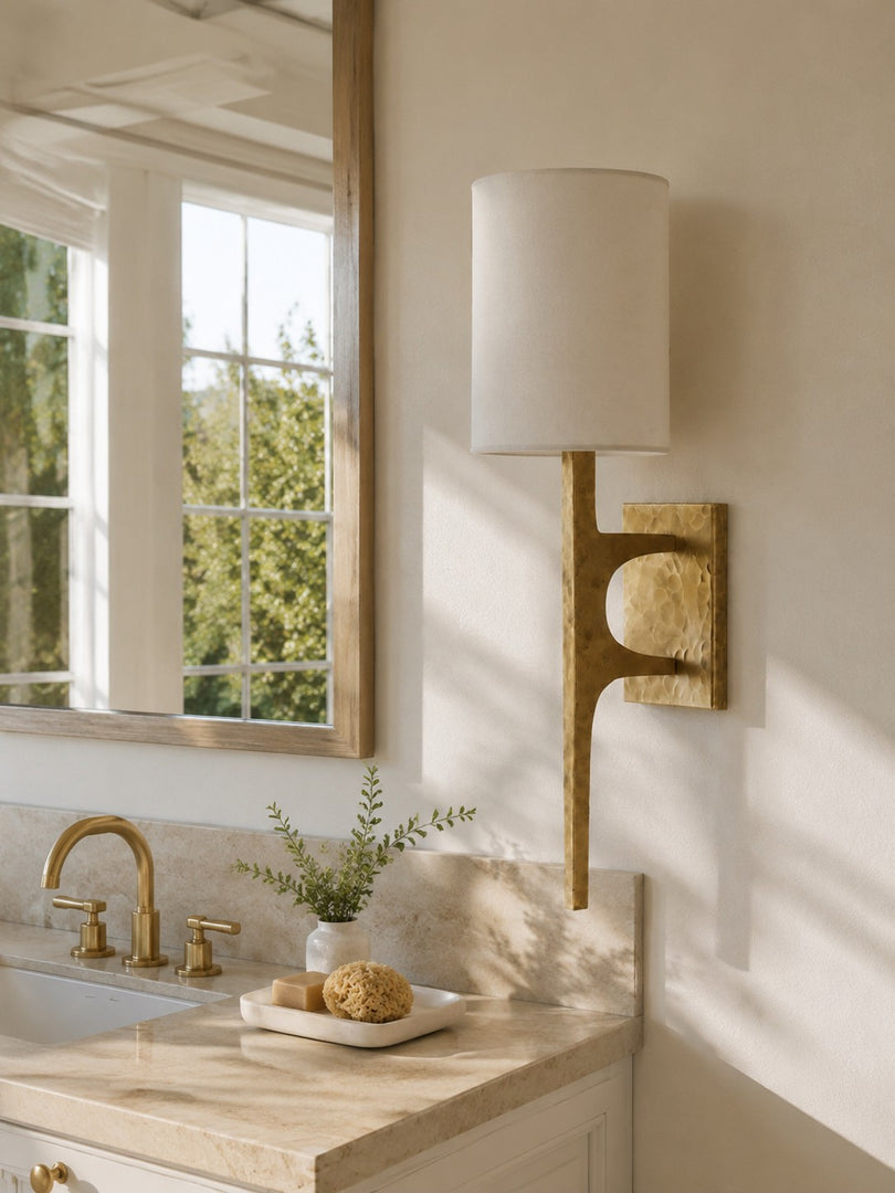 Mavora Minimalist Hammerschlag Metall Lineare Wandleuchte – Zeitgenössische Akzentbeleuchtung Leuchte