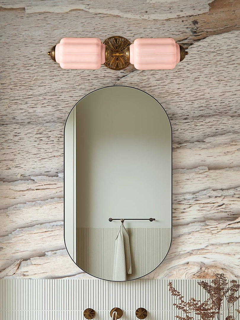 Aplique de pared horizontal Eloise de cristal vintage americano con forma de farol