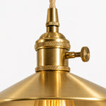 Cargar imagen en el visor de la Galería, Detailed view of the copper lamp holder