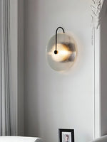 Bild in der Galerieansicht laden, Moderne Glas-Wandleuchte – Gerippte Glasleuchte mit Scheiben-Wandhalterung
