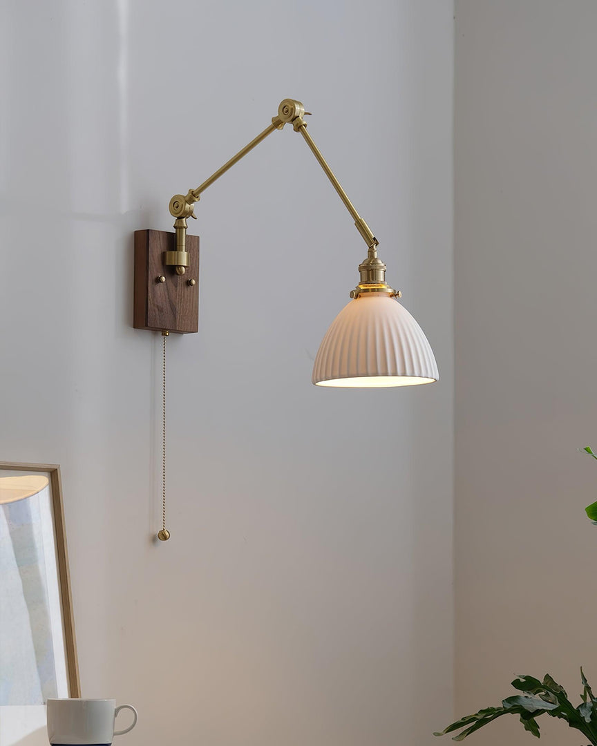 Lámpara de pared de brazo oscilante Elia