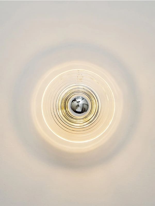 Aplique de cristal acanalado: moderna lámpara de pared de disco para dormitorio
