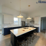 Cargar imagen en el visor de la Galería, Lámpara colgante cónica Aurenza de estilo rústico moderno: iluminación regulable para cocina y entrada.