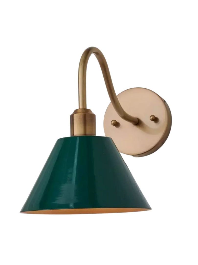 Aplique industrial moderno cónico con silueta de metal limpio