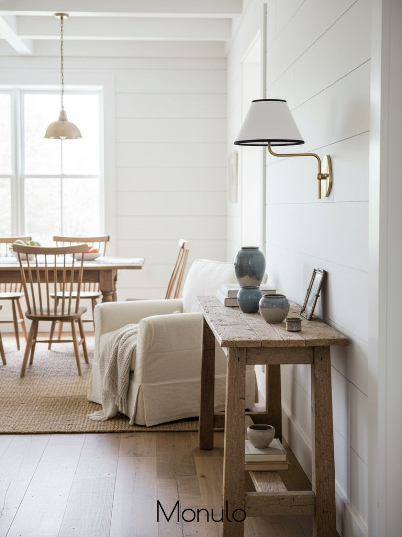 Contemporary-Classic Wall Lamp for Elegant Interiors