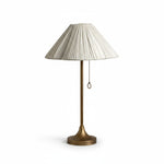 Cargar imagen en el visor de la Galería, Lámpara de mesa Luminella Elegant Scalloped Linen – Lámpara moderna para dormitorio
