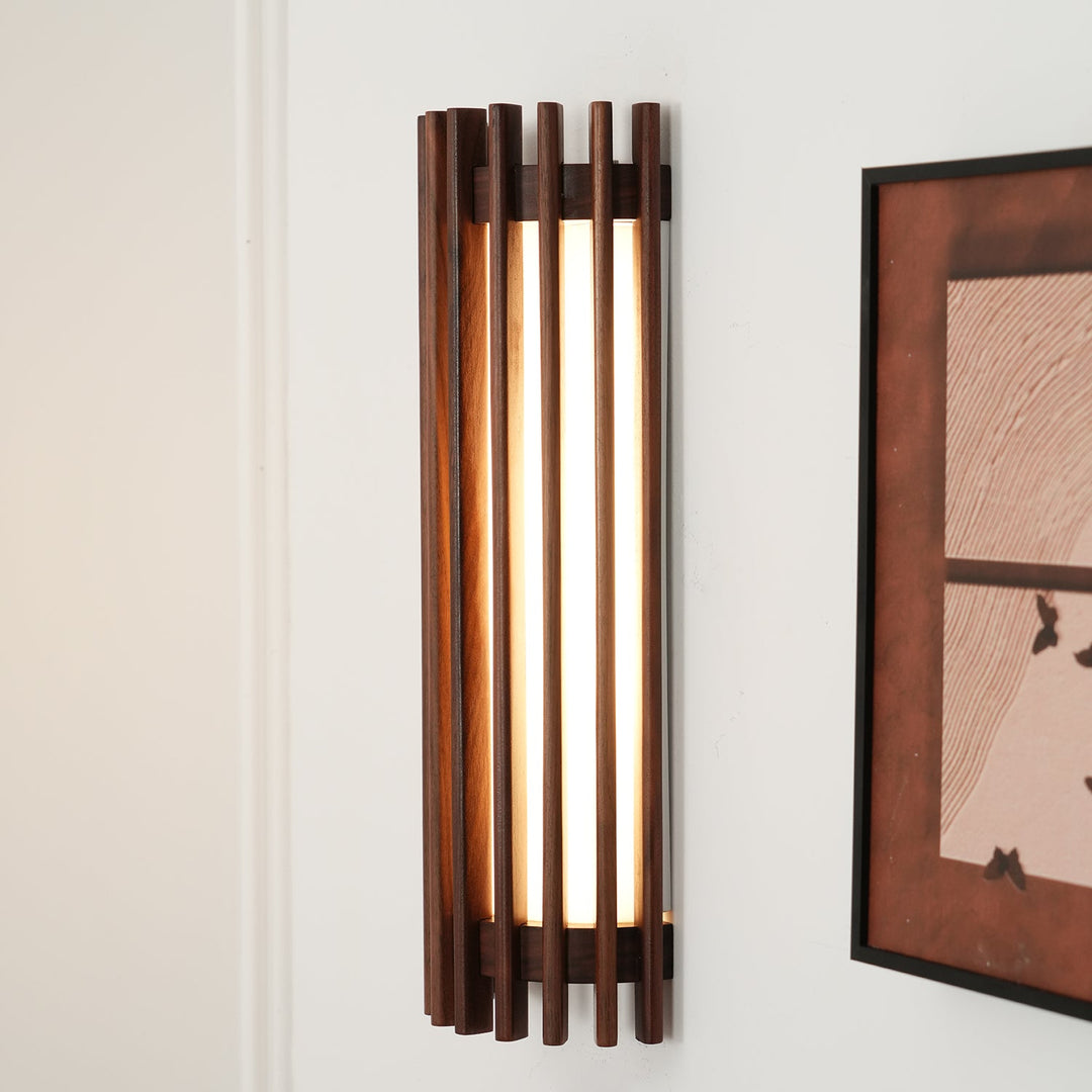 Lámpara de pared Regina de nogal