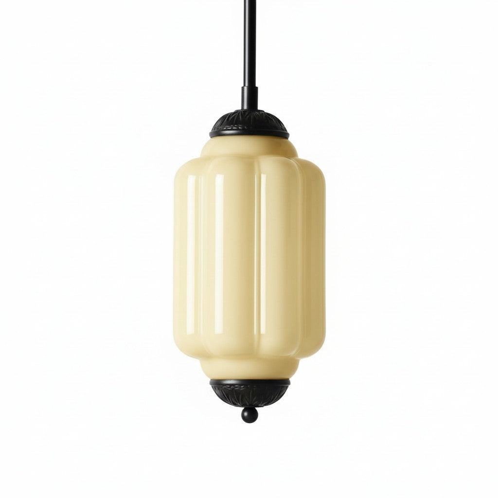 Lámpara colgante Eloise de vidrio lechoso festoneado de inspiración vintage: lámpara de acento moderna para cocina y dormitorio.