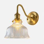Cargar imagen en el visor de la Galería, Vintage Green Glass Wall Sconce