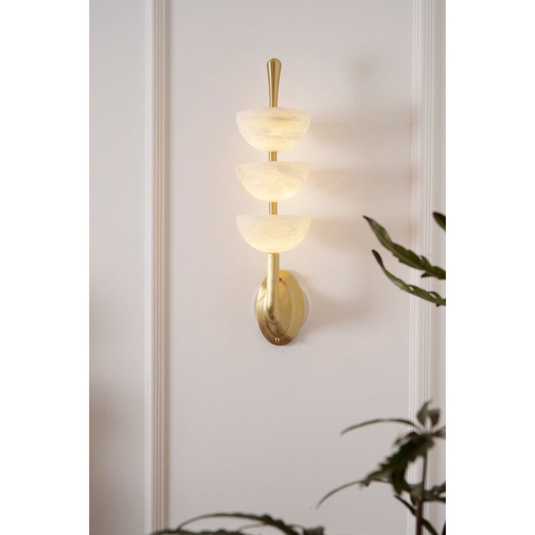 Lámpara de pared triple de alabastro