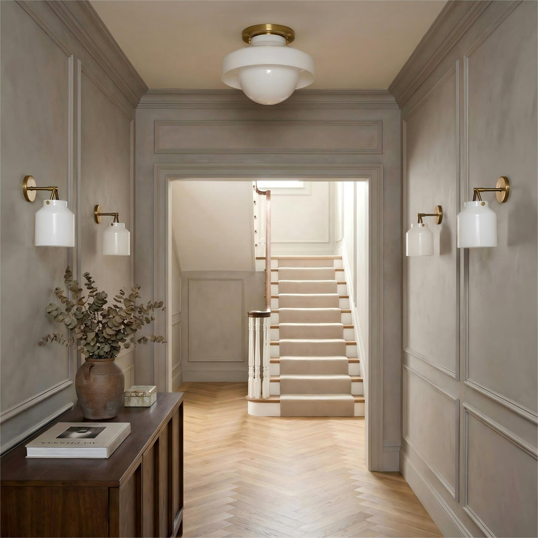 Hanton Aufputz-Deckenleuchte – Modernes minimalistisches Leuchtmittel mit Milchglas- und Metallschirm