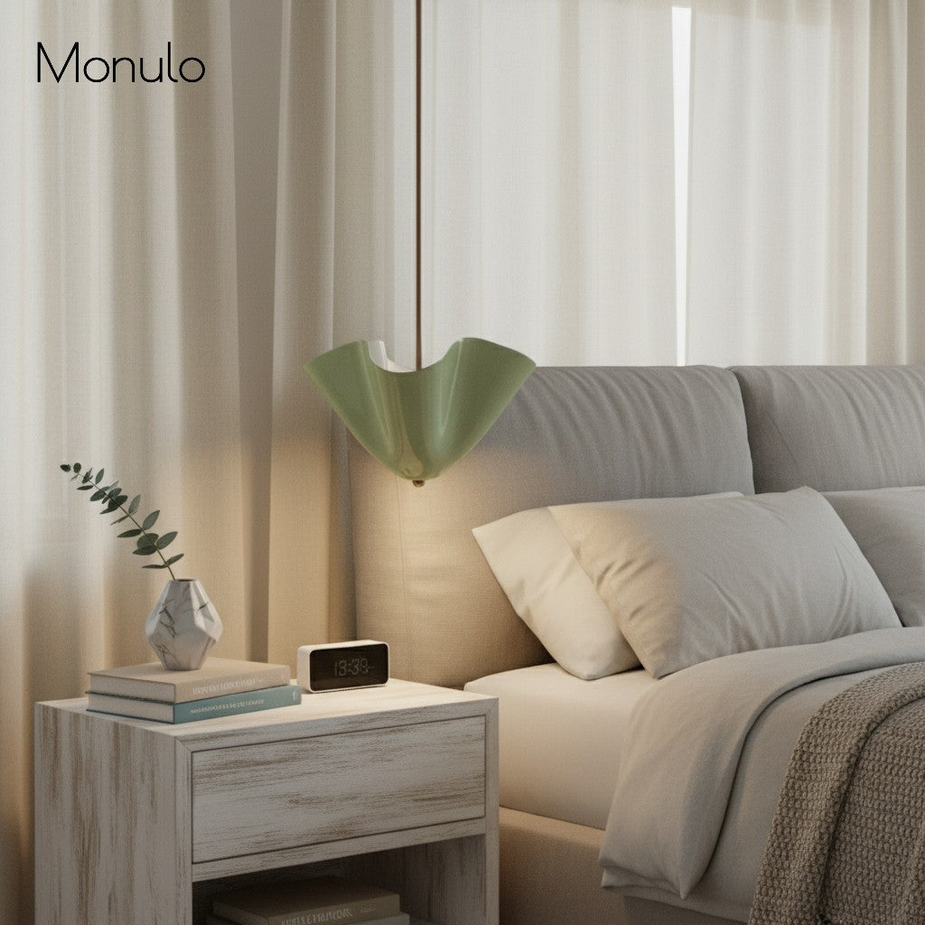 Lámpara colgante moderna Bellina: pantalla de cristal curvado artístico con elegante suspensión metálica