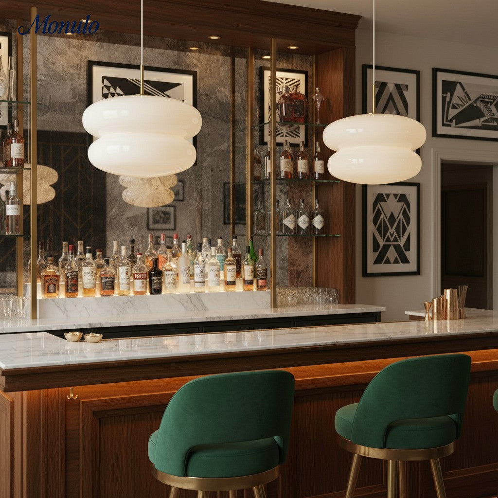 Lámpara colgante Coloria Soft-Glow de cristal opalino: una lámpara colgante contemporánea para la sala de estar.