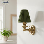 Bild in Gallery-Viewer laden, Rowan Drum Shade Wandlampe – Stoff-Wandleuchte für gemütliche Landhausbeleuchtung