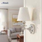 Bild in Gallery-Viewer laden, Rowan Drum Shade Wandlampe – Stoff-Wandleuchte für gemütliche Landhausbeleuchtung