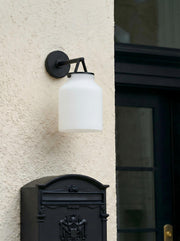 Hanton Modern Outdoor Sconce – Industrial Modern Outdoor Wall Sconce