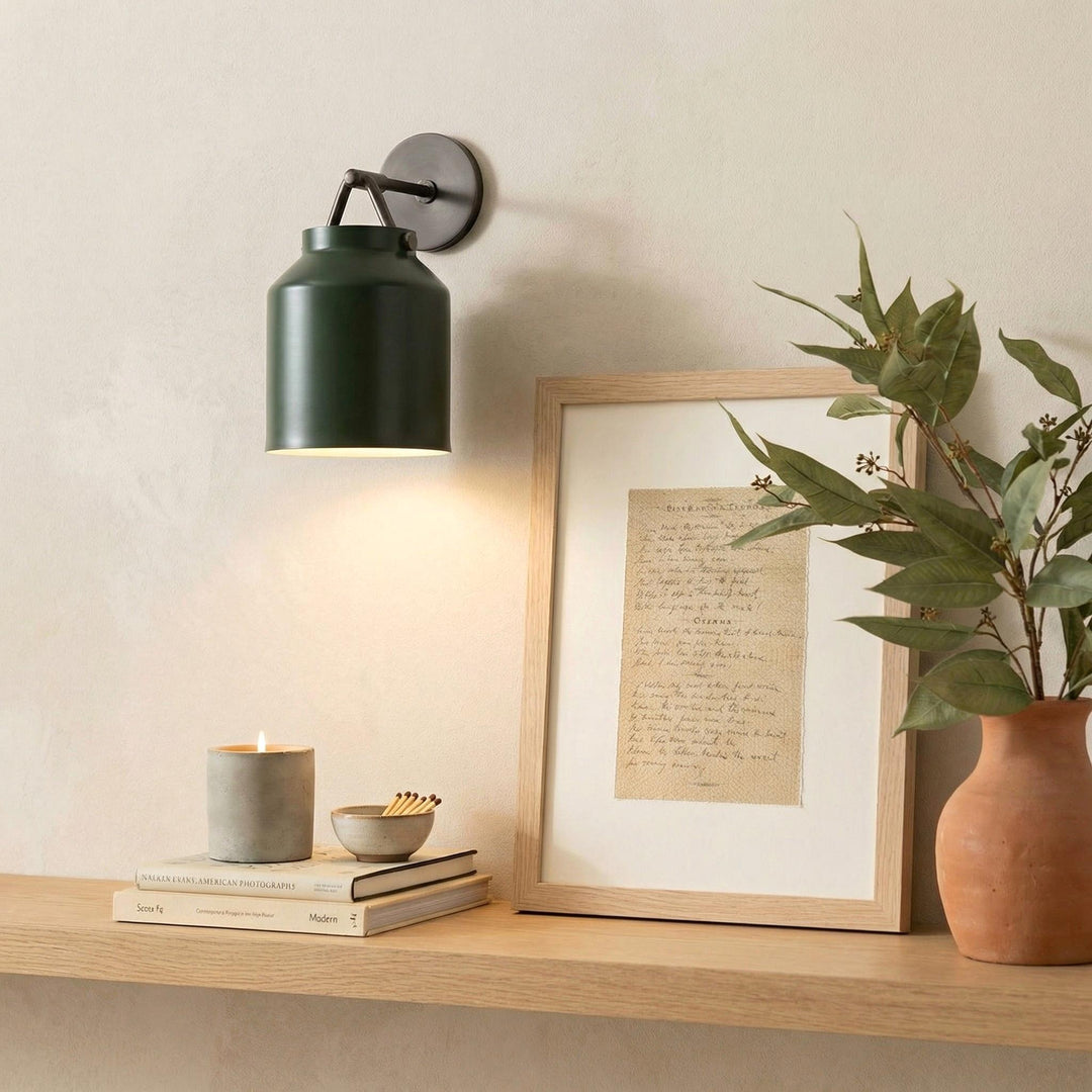 Applique murale minimaliste Hanton – Applique en verre lait vintage avec accent en métal