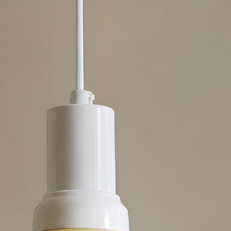 Rummia Artistic Flower Bud Pendant Lamp – Unique Form for Foyer or Bedroom