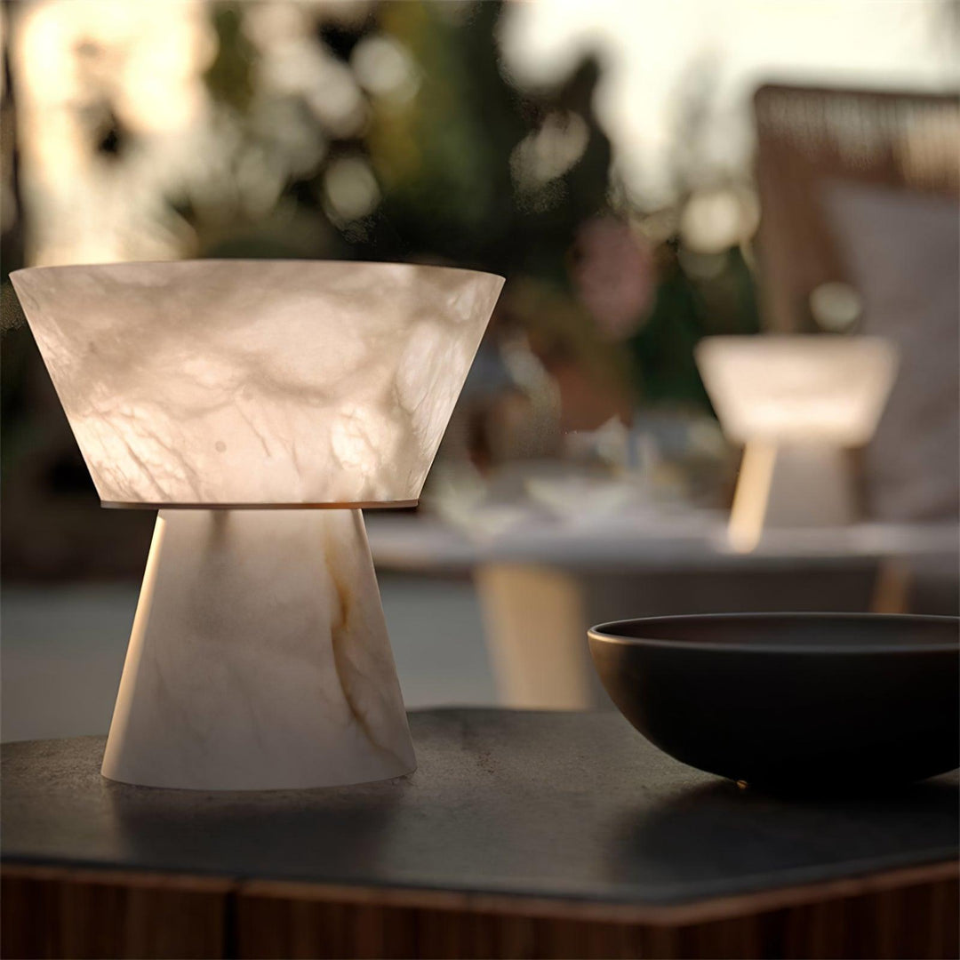 Beta Marmor Alabaster Tischlampe