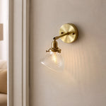 Cargar imagen en el visor de la Galería, Clear glass wall sconce close room setting