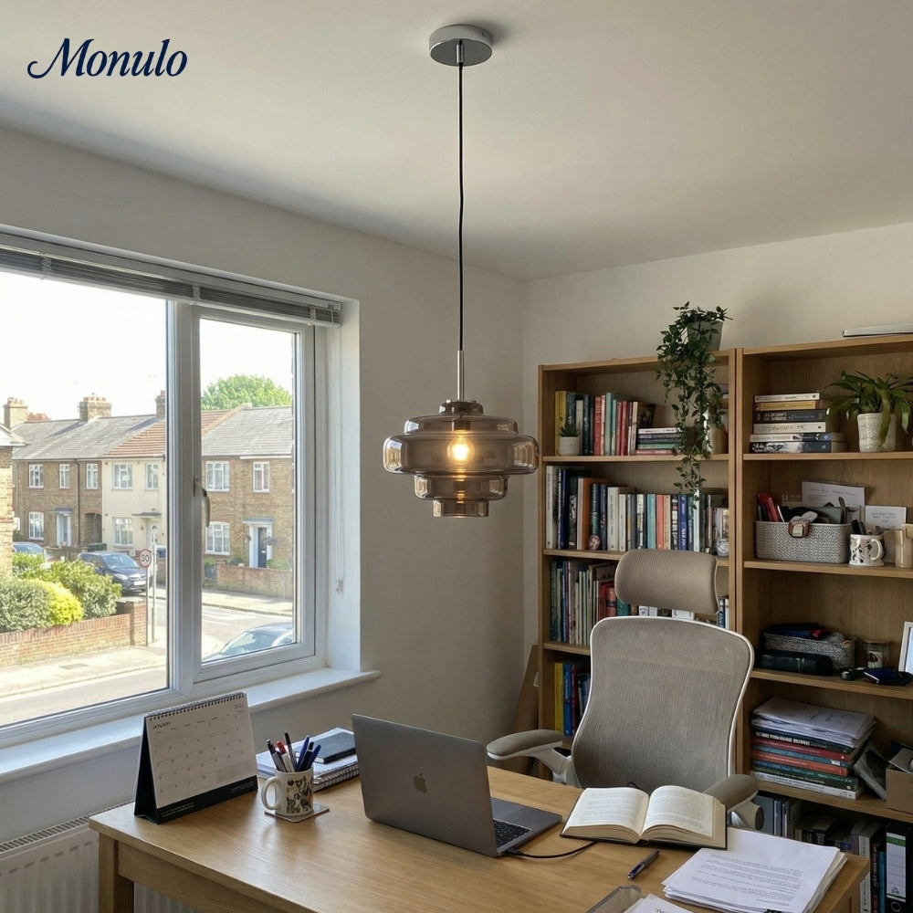 Lámpara colgante Koloro con pantalla de vidrio coloreado: moderna lámpara de suspensión ajustable para interiores.