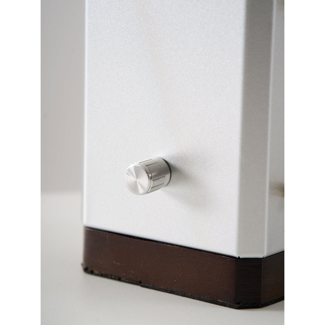 Lampe de table géométrique moderne en métal – Abat-jour en parchemin pour éclairage de table de nuit