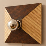 Cargar imagen en el visor de la Galería, Geometric Resin Wall Light With Metal Pull Chain