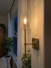 Applique en verre transparent Derlina - Élégante applique simple ou triple pour meuble-lavabo