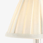 Bild in Gallery-Viewer laden, Trova Moderne Akzent-Tischlampe mit elegantem Profil - Für Schlafzimmer und Wohnzimmer