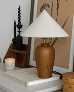 Charger l'image dans la visionneuse de galerie, Lampe de table en bois Brayden