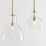 Cargar imagen en el visor de la Galería, Colección de lámparas colgantes de cristal Glavira: vidrio reciclado para la cocina

