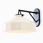 Cargar imagen en el visor de la Galería, Aplique de pared minimalista para exterior Hanton: aplique industrial de metal mate para espacios modernos

