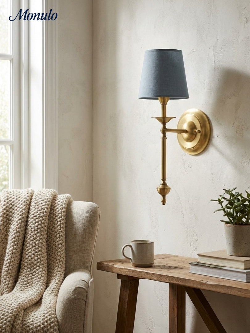 Aplique de pared con pantalla de tela Rowan en cobre antiguo: lámpara vintage de lujo para interiores 