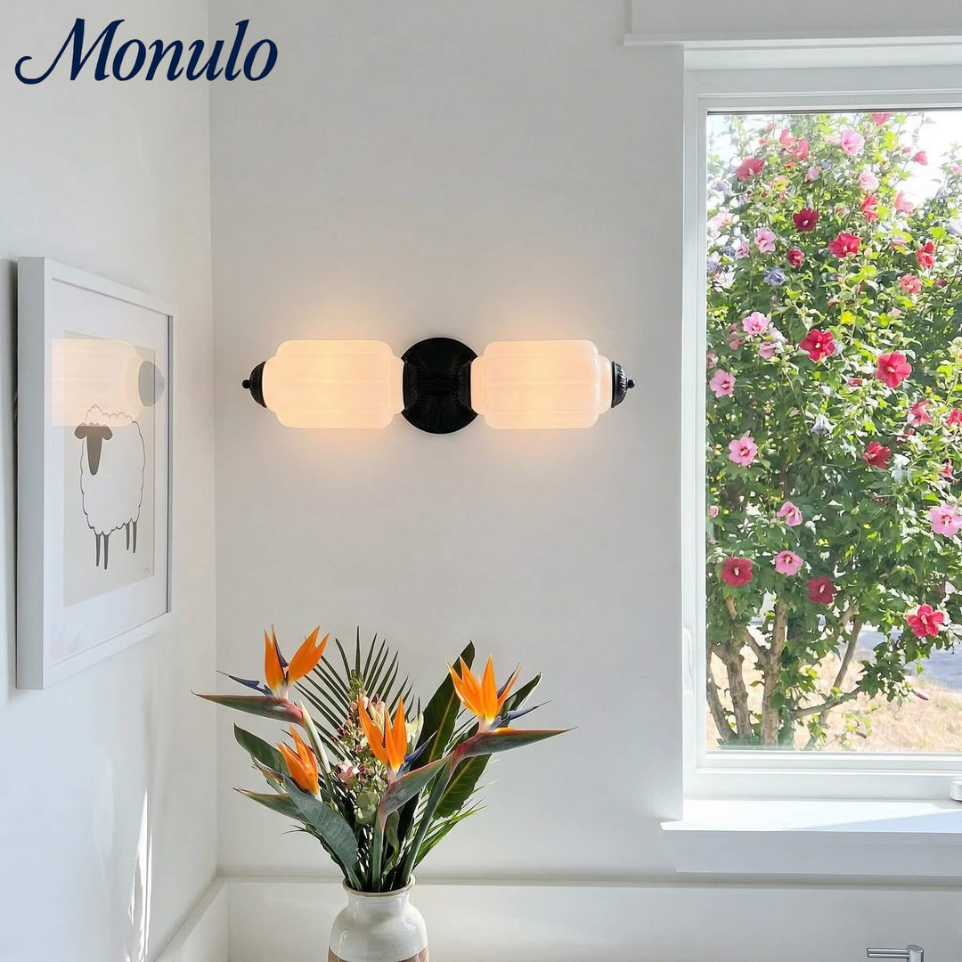 Applique murale vintage en verre laiteux festonné Eloise - Éclairage d'appoint moderne pour salle de bain et chambre