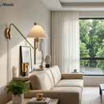 Charger l'image dans la visionneuse de galerie, Applique murale encastrable Diora avec abat-jour en lin et bras réglable en bronze champagne