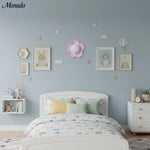 Charger l'image dans la visionneuse de galerie, Lampe murale fleurissante Resinova - Résine moderne et verre pour salons et chambres