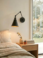 Cargar imagen en el visor de la Galería, Apliques de pared para dormitorio con brazo oscilante de metal Conique - Lámpara industrial con brazo oscilante, aplique de pared ajustable 