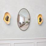 Bild in Gallery-Viewer laden, Oyster Hammerschlag Onyx Wandleuchte