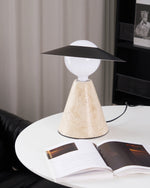 Bild in der Galerieansicht laden, Bartley Tischlampe
