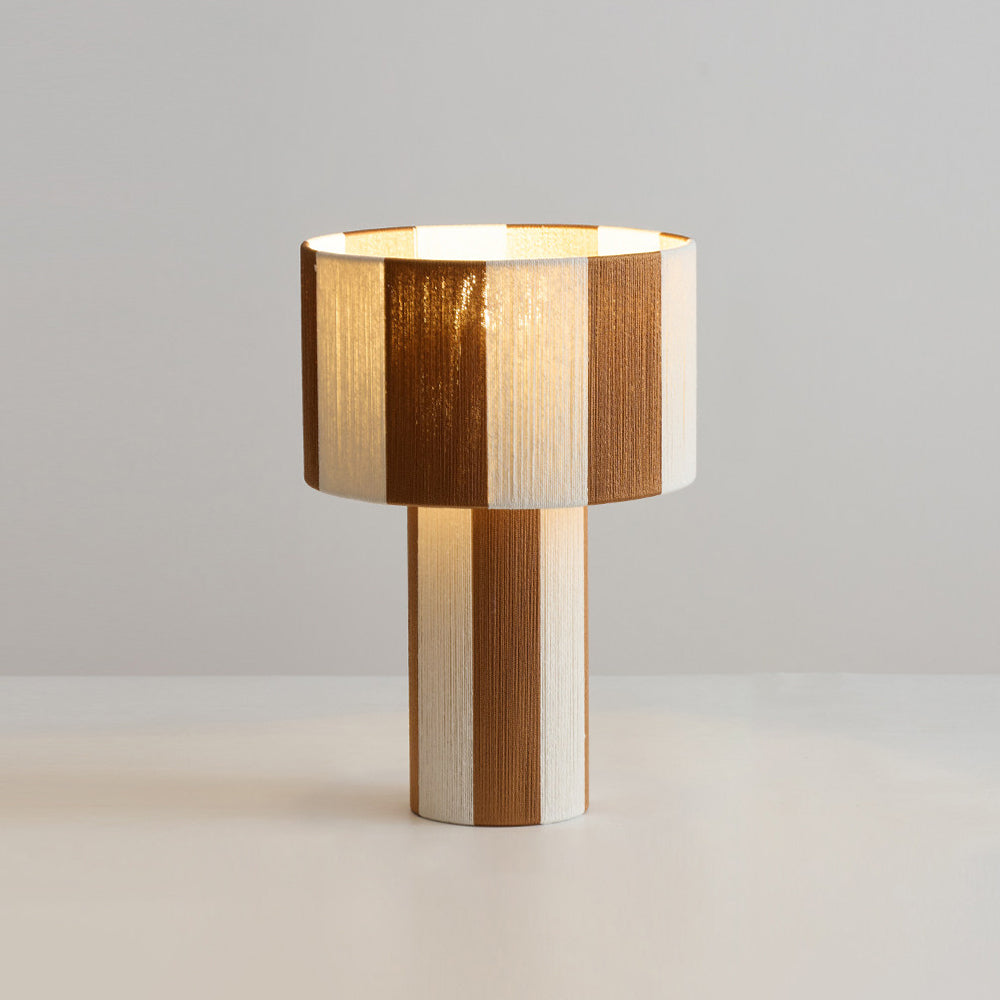 Luz de mesa Strivelle