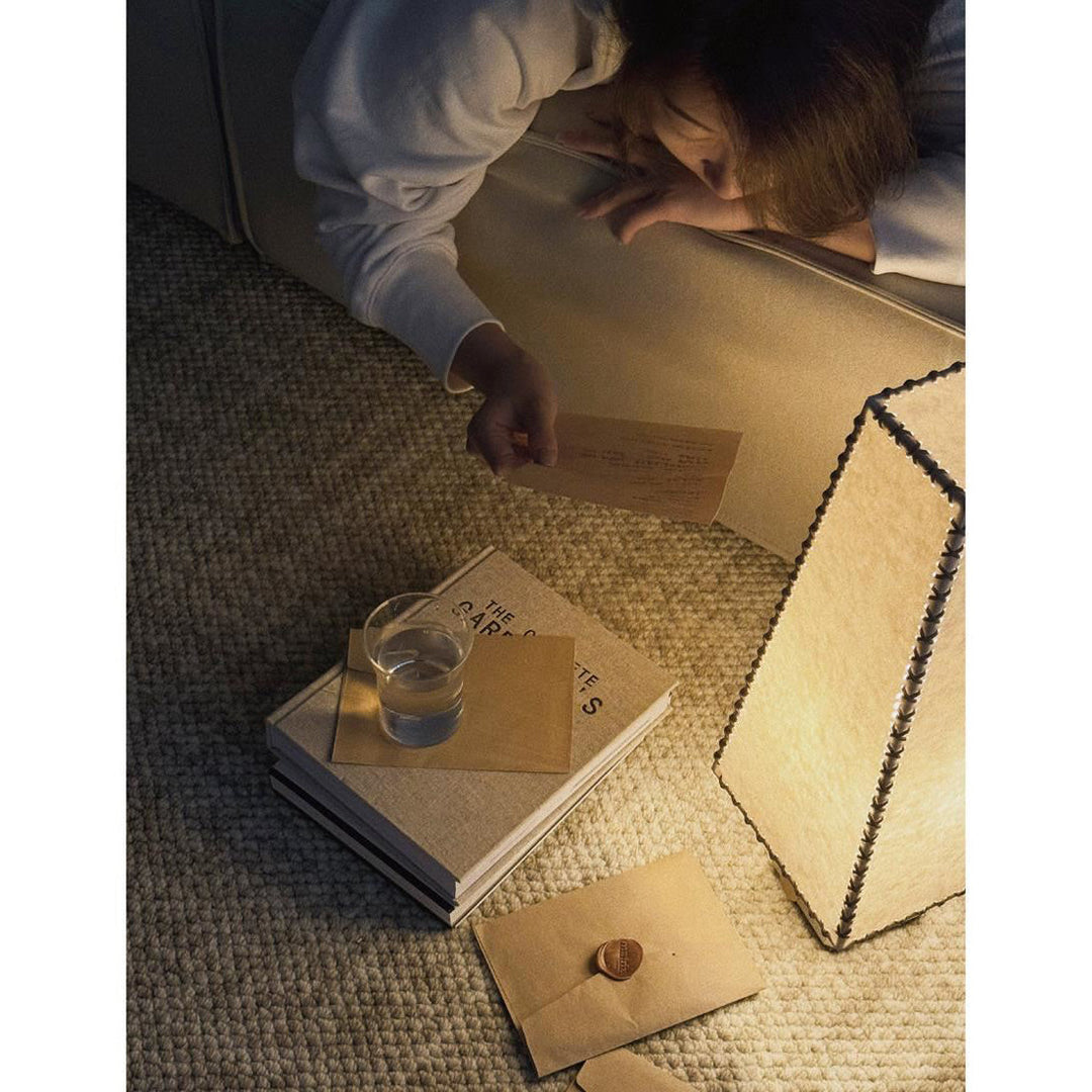 Lampe de table géométrique moderne en métal – Abat-jour en parchemin pour éclairage de table de nuit