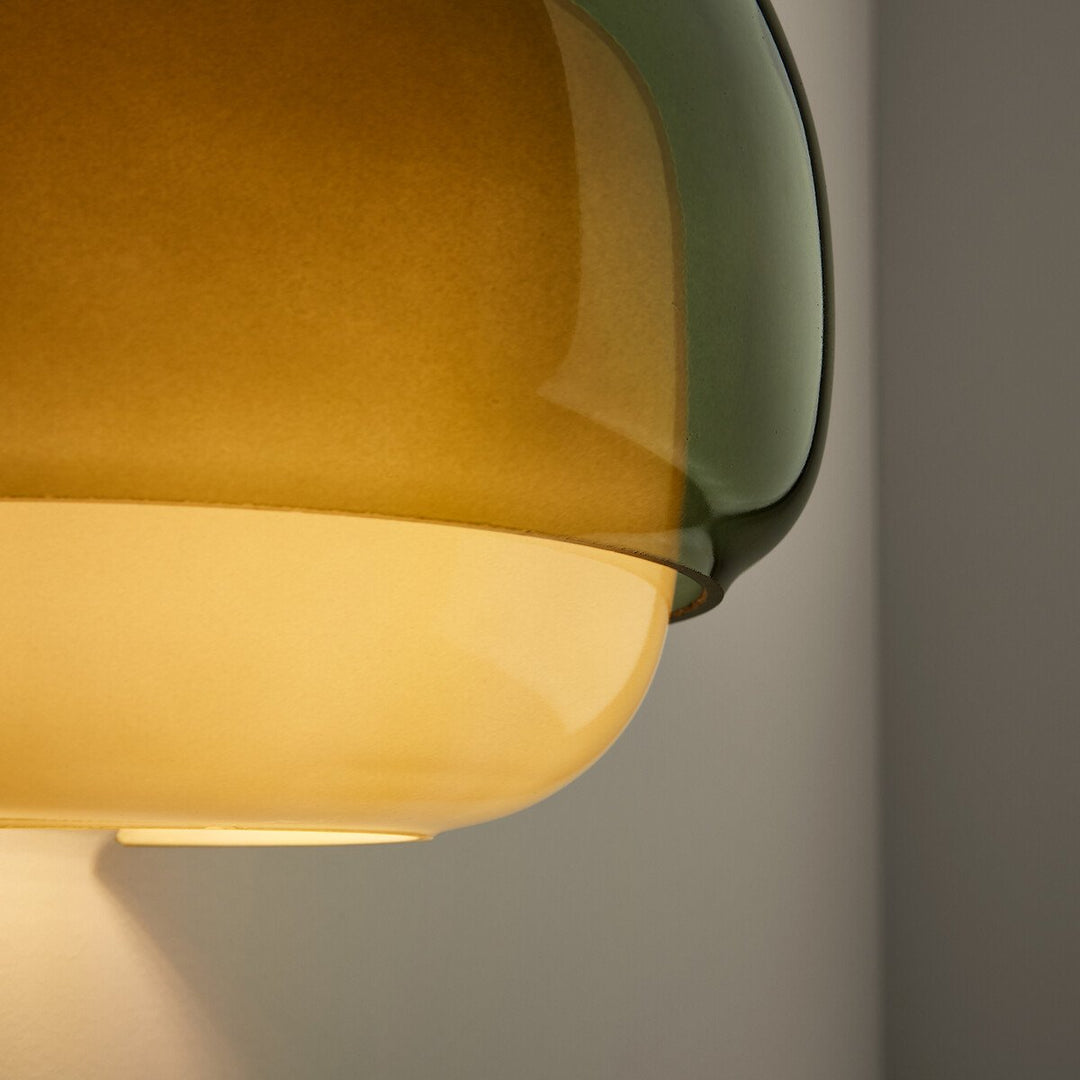 Aplique de pared Clinco con forma de globo de cristal contemporáneo: diseño moderno, iluminación versátil para salón, dormitorio y pasillo.