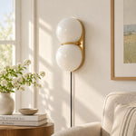 Charger l'image dans la visionneuse de galerie, Colored glass wall sconce in a room