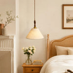 Bild in Gallery-Viewer laden, Bedside pendant installation scene