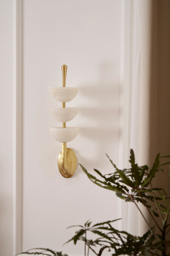 Lámpara de pared triple de alabastro