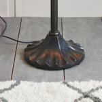 Cargar imagen en el visor de la Galería, Lámpara de pie de cristal artístico TiffStar con pantalla con diseño ornamental: lámpara de pie para salas de estar