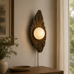 Bild in Gallery-Viewer laden, Wabi-Sabi-Wandleuchte aus Naturholz